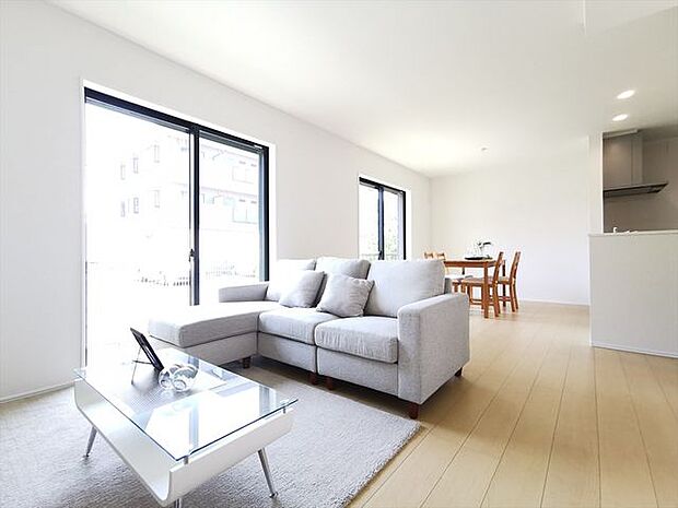 同仕様　リビング施工例