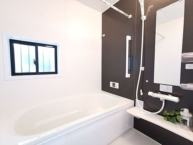 同仕様　バス施工例