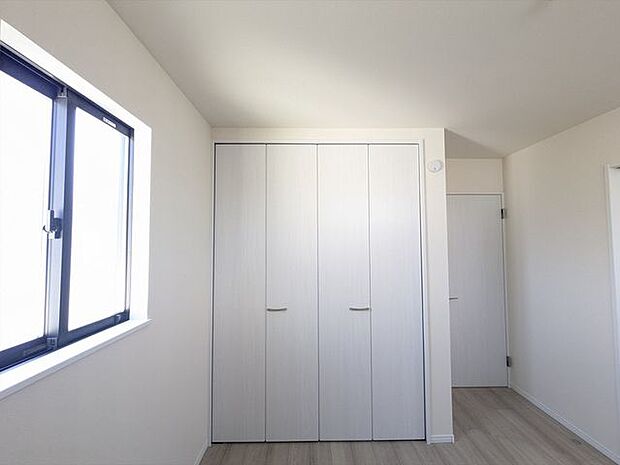 北側 洋室5.02帖収納