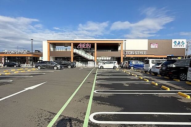 そよら武蔵狭山 徒歩19分。 1520m