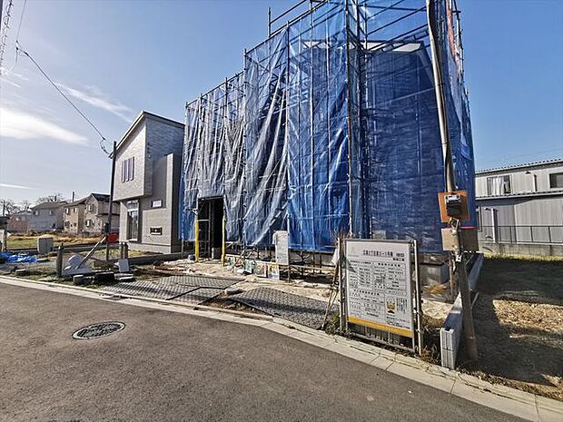 前面道路を含む現地写真