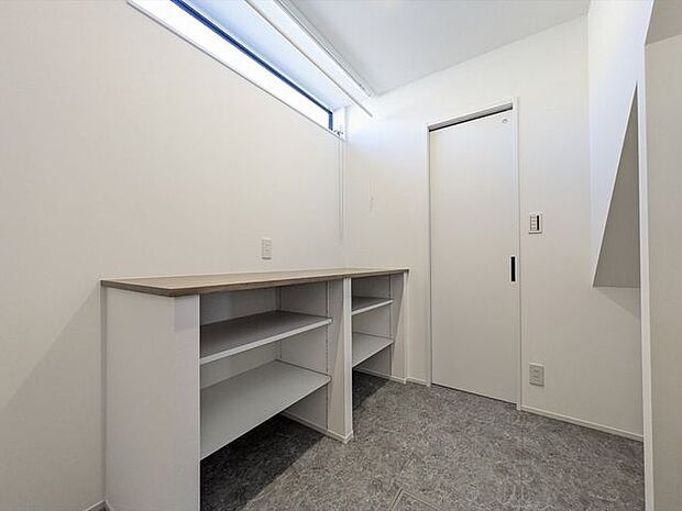 洗面室洗濯脱衣と洗面を住み分けて、家事と生活の動線をスムーズに。