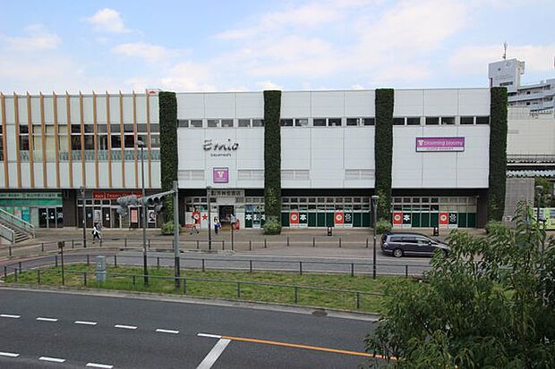 Emio狭山市 徒歩19分。 1510m