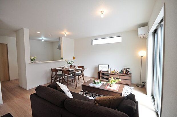 同仕様　リビング施工例