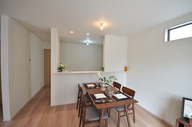 同仕様　リビング施工例