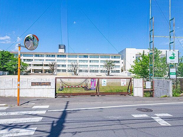 狭山市立入間野中学校まで約2100m 徒歩19分。 1480m