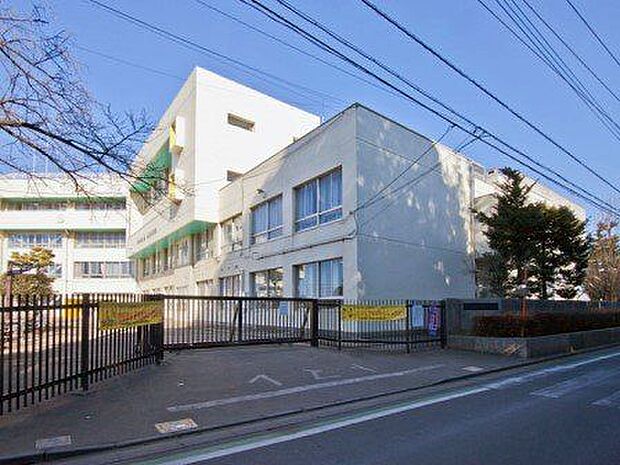 狭山市立山王小学校 徒歩17分。 1350m