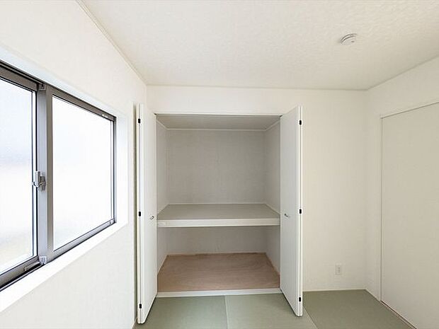 2号棟 和室収納