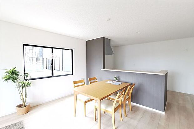 同仕様　リビング施工例