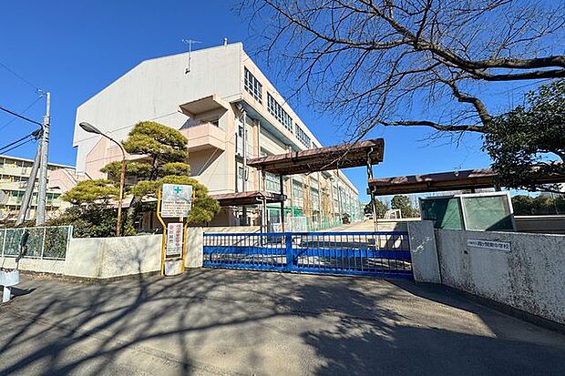 川越市立霞ケ関東中学校 徒歩17分。 1300m