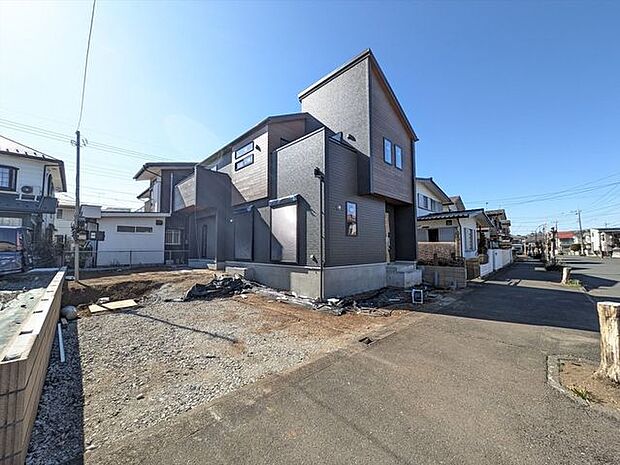 前面道路を含む現地写真