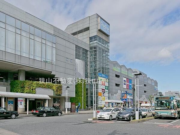 本川越駅(西武 新宿線) 徒歩32分。 2560m