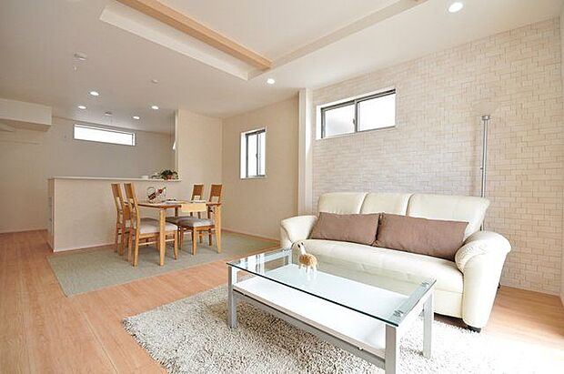 同仕様　リビング施工例