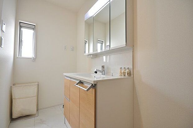 同仕様　洗面室施工例