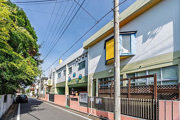 未来ふじみ認定こども園 徒歩11分。 860m