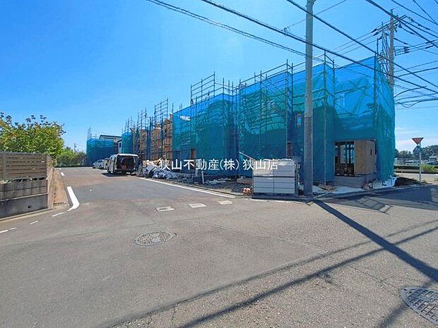 前面道路を含む現地写真
