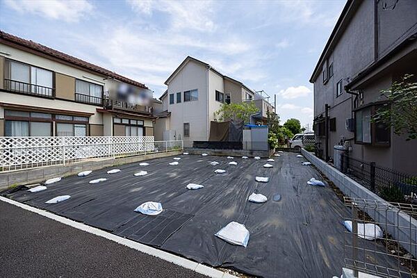 前面道路を含む土地写真