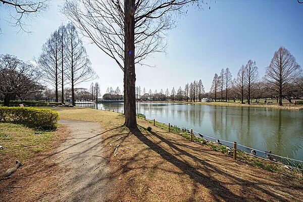 川越水上公園 徒歩45分。 3550m