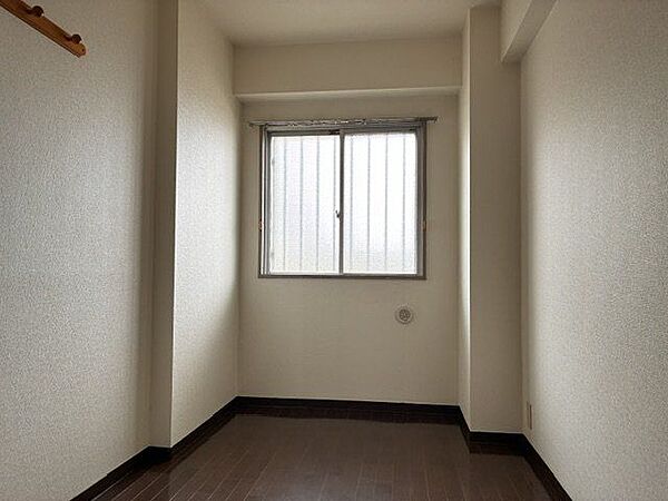 洋室4.3帖