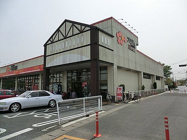 オザムバリュー笠幡店 徒歩9分。 719m