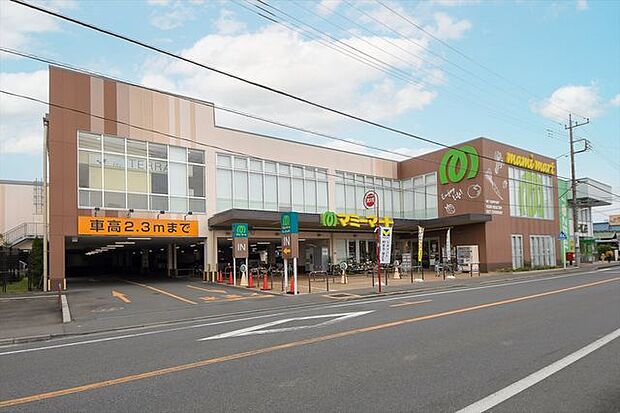 マミーマート川越神明町店 徒歩10分。 728m