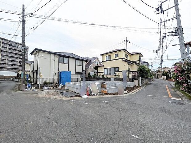 前面道路を含む現地写真