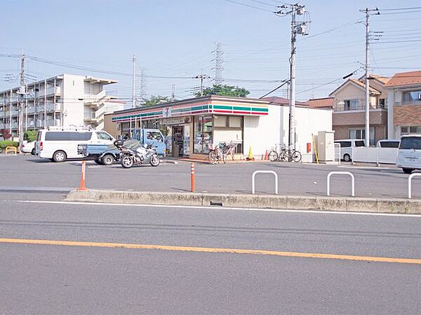 セブンイレブン川越今福店 徒歩20分。 1580m