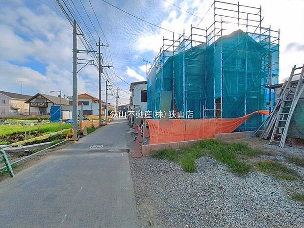 前面道路を含む現地写真