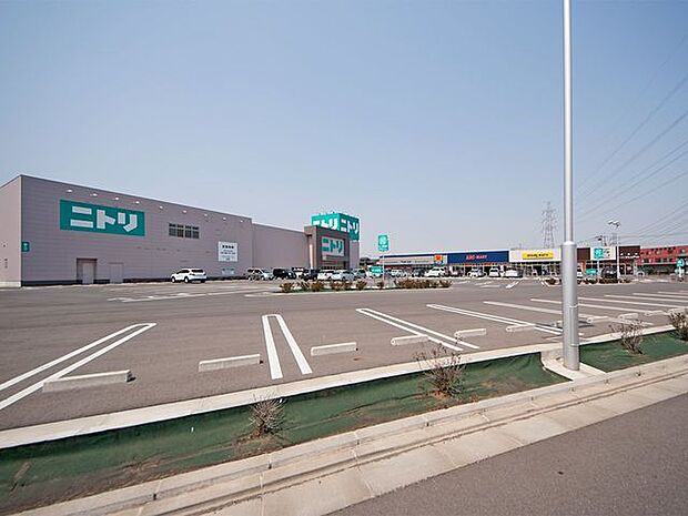 ニトリ川越店 徒歩10分。 730m