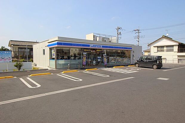 ローソン狭山市狭山店 徒歩4分。 300m