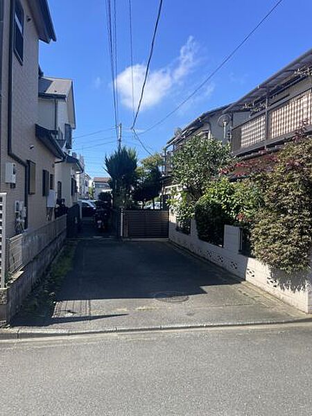 前面道路を含む現地写真