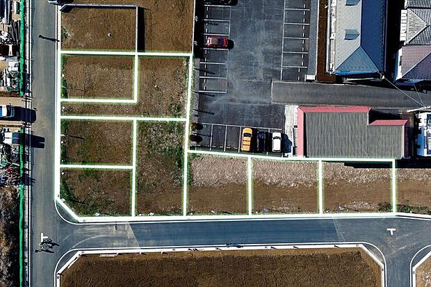 上空から望む現地周辺（所沢市北秋津）※航空写真にCG加工を施したもので実際とは多少異なります。光の柱は本物件の位置を示すものであり、物件の高さや規模を表すものではありません。
