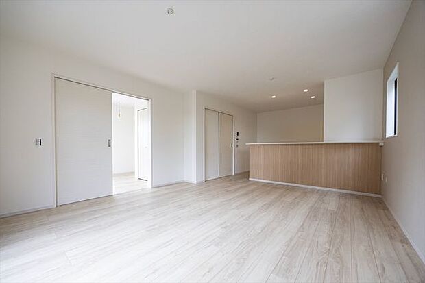 リビング　17帖