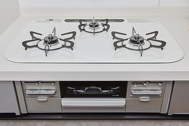 3口コンロとグリル付き