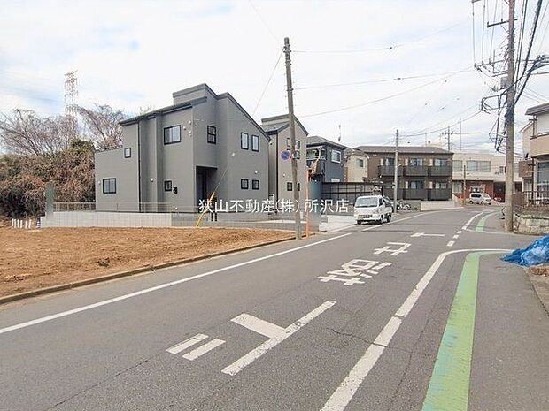 前面道路含む現地写真