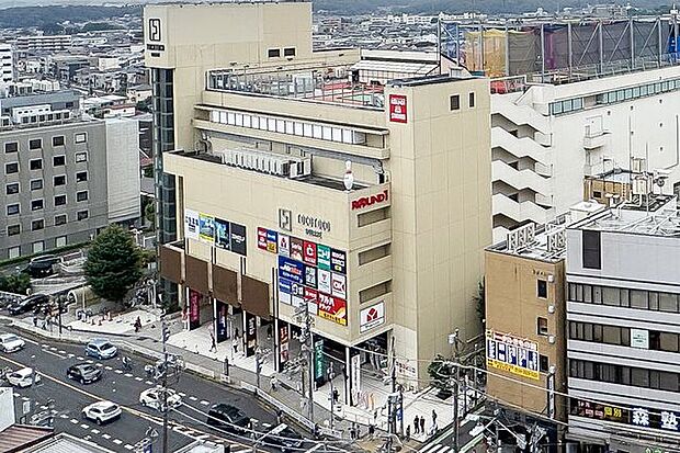 TOCOTOCO SQUARE 徒歩22分。 1710m