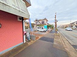 埼玉県所沢市中新井３丁目