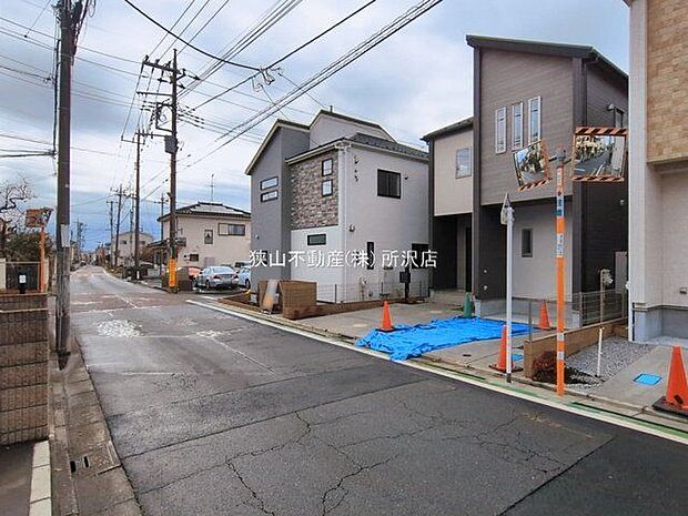 前面道路含む現地写真