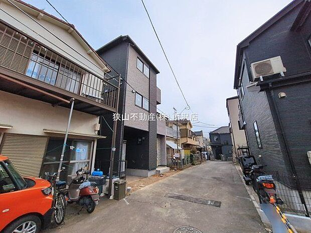 前面道路含む現地写真