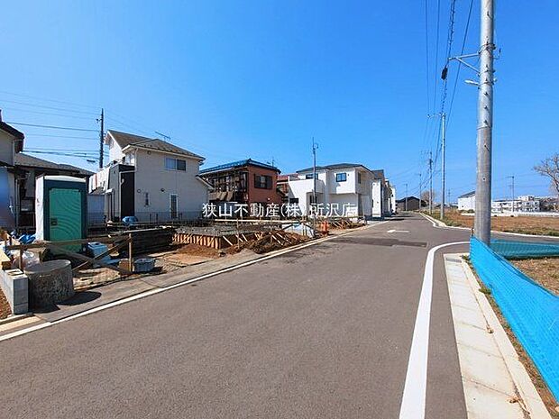 前面道路含む現地写真