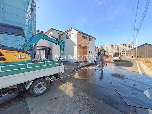 前面道路含む現地写真