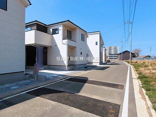 前面道路含む現地写真