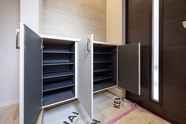 シューズボックス