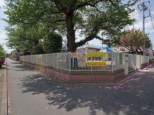 マルハ幼稚園 徒歩2分。 120m