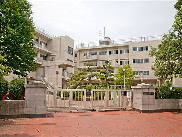 所沢市立北野中学校 徒歩15分。 1140m
