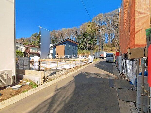 前面道路含む現地写真