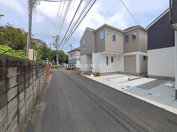 前面道路含む現地写真