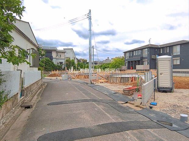 前面道路含む現地写真