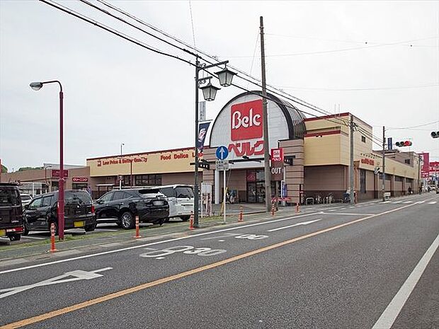 ベルク山口店 徒歩17分。 1310m