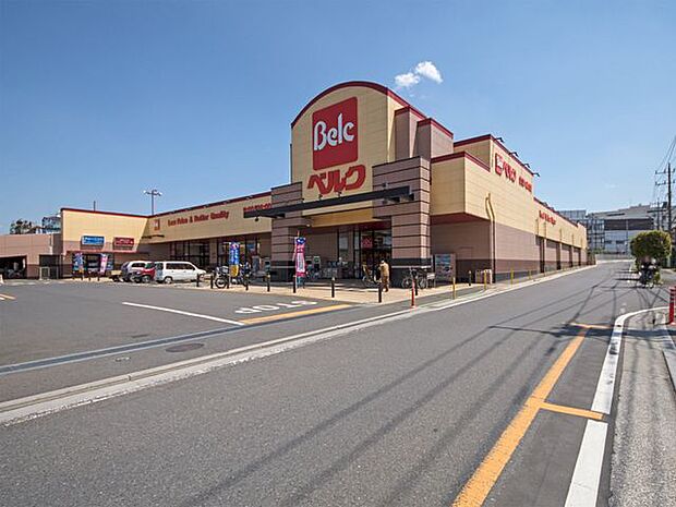 ベルク東所沢店 徒歩9分。 660m